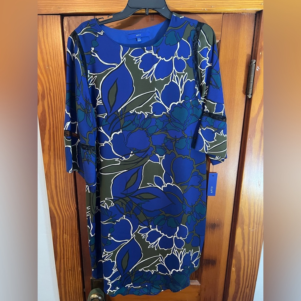 NWT: Apt. 9 Royal Blue Floral Print Dress - Medium